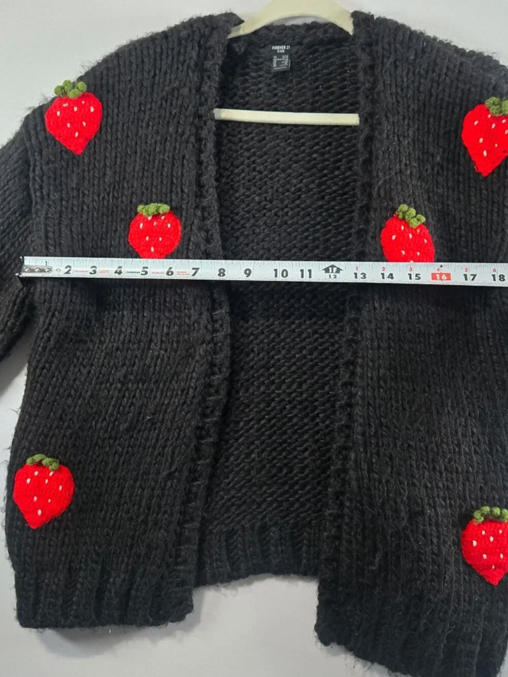 Forever 21 Kids Girls 13/14 Black Strawberry Chunky Knit Open Cardigan Sweater